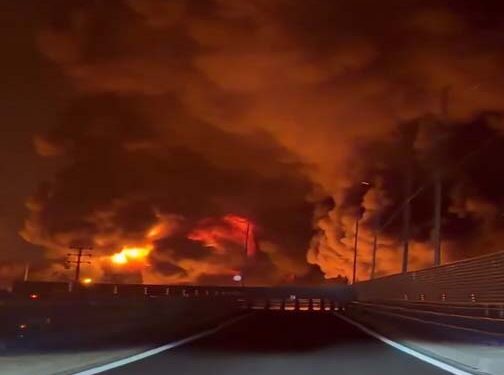 TehranAttack: ईरान में रात भर हमले, तेहरान में हमला कर पूरे ऑयल डिपो को उड़ा, प्रलय जैसे दृश्य!