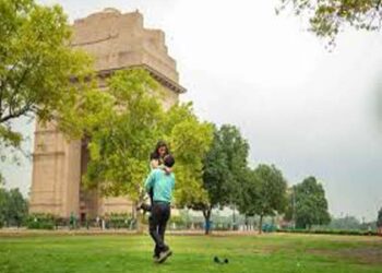 चंदौली: प्री-वेडिंग फोटोशूट के लिए गये के पांच लोग दुबई में फंसे