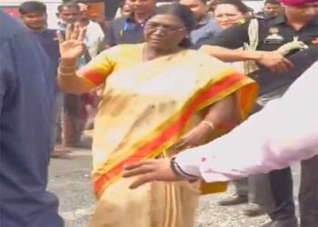 राष्ट्रपति के कार्यक्रम में प्रोटोकॉल उल्लंघन; पश्चिम बंगाल सरकार से जवाब तलब