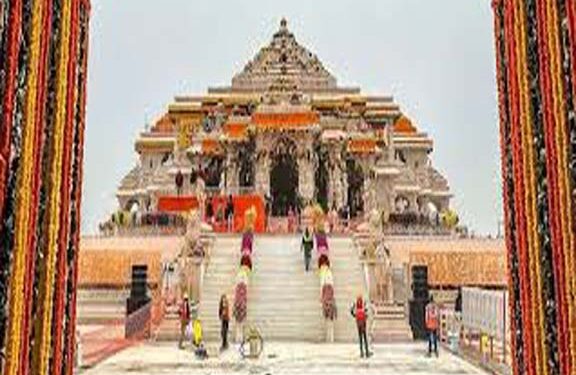 अयोध्या में राम मंदिर समेत प्रमुख मंदिरों के समय में बदलाव, चंद्रग्रहण के दौरान रहेंगे बंद