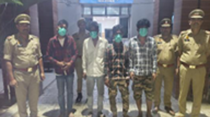 अलीगढ़ में कर्ज देने से इनकार पर पेट्रोल पंप मालिक की हत्या, पड़ोसी समेत चार गिरफ्तार