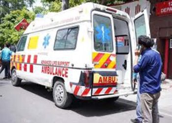 बलिया में पेट्रोल न मिलने के कारण एंबुलेन्स रास्ते में रुकने से मरीज की मौत, जांच शुरू