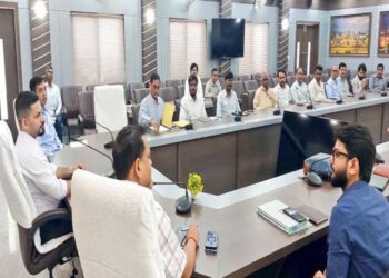 Ayodhya: गैस एजेन्सी के गोदामों से डिलीवरी पर डीएम ने लगाई रोक; केवल 7 दिन के बैकलॉक का निर्देश, ग्रामीण क्षेत्र की डिलीवरी…