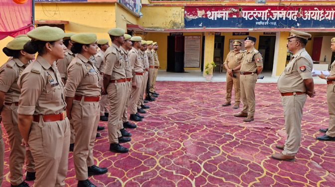 सीओ रूदौली आशीष निगम  ने थाना पटरंगा का किया त्रैमासिक निरीक्षण
