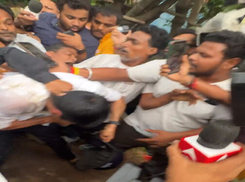 पश्चिम बंगाल में अभिषेक बनर्जी से मारपीट, अंडे फेंके, शर्ट फाड़ी, चोर-चोर के नारे