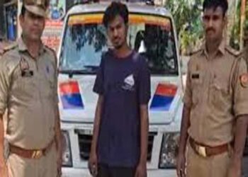 हापुड़ में प्रेमिका को वश में करने के लिए तांत्रिक अनुष्ठान; युवक ने चिता से निकाली खोपड़ी, गिरफ्तार