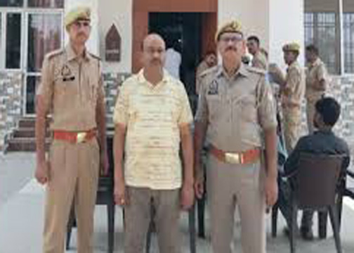 आजमगढ़ में वित्तीय अनियमितता में जिला समाज कल्याण अधिकारी और सहायक गिरफ्तार