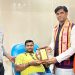 अयोध्या: रक्त की कमी दूर करने के लिए आगे आए इंडिया टीवी के वरिष्ठ पत्रकार अरविंद गुप्ता, किया रक्तदान