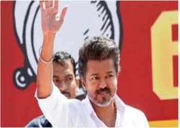 तमिलनाडु चुनाव: टीवीके का अप्रत्याशित प्रदर्शन 101 सीट पर बढ़त, अन्नाद्रमुक 67 सीट पर आगे