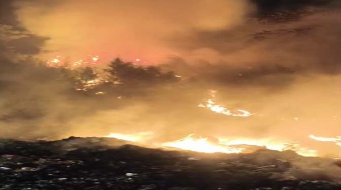 रुदौली में खैरनपुर मदरसे के पास लगी भीषण आग; फायर ब्रिगेड ने आग पर पाया काबू