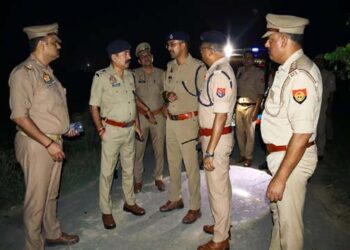 हापुड़ में कारोबारी के घर डकैती करने वाला 50 हजार का इनामी बदमाश मुठभेड़ में ढेर