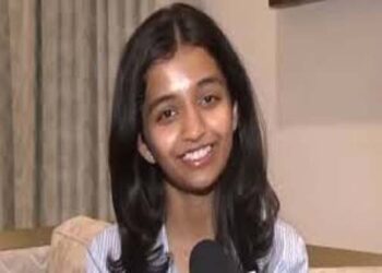 CBSE की 12वीं कक्षा की पुनर्मूल्यांकन के बाद छात्रा ने 100 प्रतिशत अंक किए हासिल, बनी राष्ट्रीय स्तर पर टॉपर