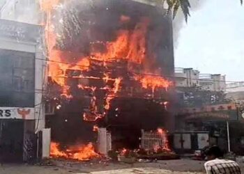 लखनऊ के अलीगंज में कोचिंग सेंटर लगी आग, 13 लोगों की मौत, मरने वालों में ज्यादातर स्टूडेंट्स
