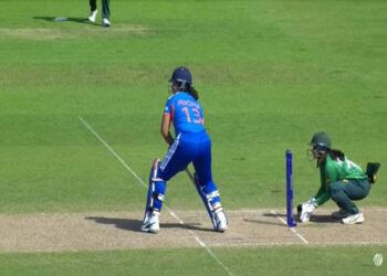 india vs pakistan महिला टी20 विश्व कप: IND  ने दिया 171 का टारगेट पाकिस्तान के खिलाफ हाथ नहीं मिलाने की नीति कायम
