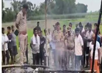 रुदौली में संदिग्ध परिस्थितियों में खेत में बनी मचान में लगी आग,  65 वर्षीय किसान की मौत