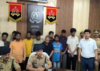 प्रतापगढ़ : 12.18 करोड़ रुपये की साइबर ठगी मामले में बड़ी कार्रवाई, 17 आरोपी गिरफ्तार
