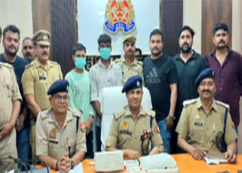 हाथरस पुलिस ने लूट, चोरी और हत्या की वारदातों का खुलासा करते हुए दो लोग को किया गिरफ्तार, असामान्य पदचिह्न से सुलझी हत्या की गुत्थी
