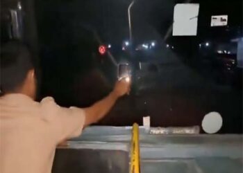 कर्नाटक में बगैर हेडलाइट चल रही रोडवेज बस का वीडियो वायरल, यात्री सुरक्षा को लेकर चिंता
