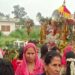 मेरठ में जगन्नाथ रथयात्रा के दौरान हाईटेंशन लाइन की चपेट में आया रथ, एक श्रद्धालु की मौत, नौ झुलसे