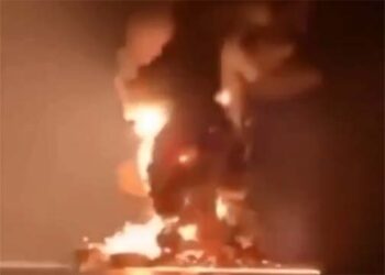 Iran पर अमेरिकी हमले जारी, हूती विद्रोहियों का सऊदी अरब के दो तेल टैंकरों पर हमला