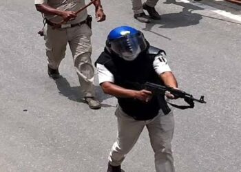 बिहार में छात्र आंदोलन के दौरान AK-47 के इस्तेमाल के आरोप में कांस्टेबल निलंबित