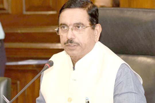 Prahlad Joshi: जानिए कौन हैं नए Education Minister, जो संभालेंगे शिक्षा मंत्रालय की कमान