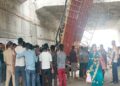 गोरखपुर लिंक एक्सप्रेसवे पर डिवाइडर से टकराकर डीसीएम अंडरपास में गिरी, हादसे में 2 लोगों की मौत