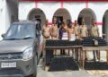 अयोध्या में 839 बोतल अवैध अंग्रेजी शराब के साथ दो तस्कर गिरफ्तार, कार और नकदी भी बरामद